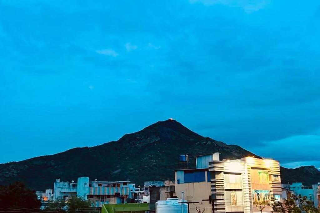 Kr Homestay Tiruvannamalai Exterior photo