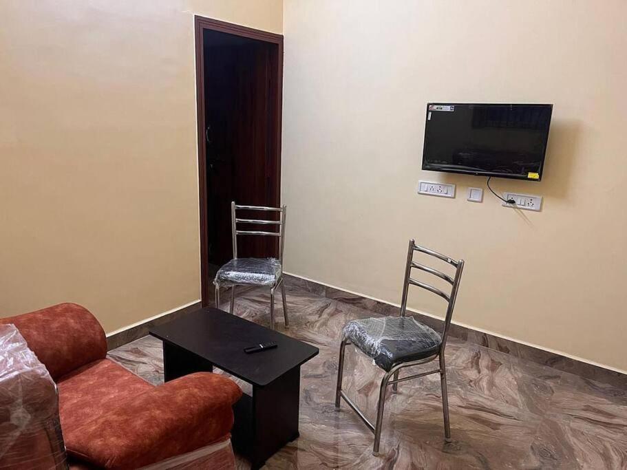 Kr Homestay Tiruvannamalai Exterior photo